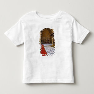 カイロのイスラム教寺院への祈り用のラグ トドラーTシャツ