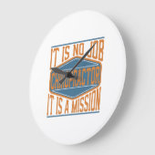カイロプラクター-それは仕事、それです代表団ではないです ラージ壁時計 (傾斜)