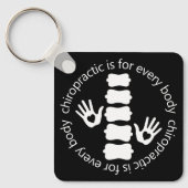 カイロプラクティックはあらゆる体 キーホルダー (正面)