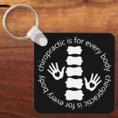 カイロプラクティックはあらゆる体 キーホルダー (正面)