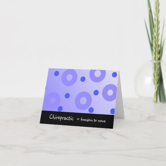 カイロプラクティックは動くために自由に匹敵します サンキューカード (正面)