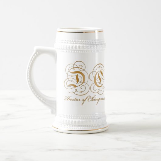 カイロプラクティックステインの金ゴールドの羊皮紙の手紙の医者 ビールジョッキ (左)