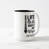 カイロプラクティックライフは同僚と連携した場合に向上 ツートーンマグカップ (正面右)