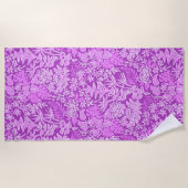 カウアイモーニングハワイアンプロテアフローラバイオレット ビーチタオル (正面)