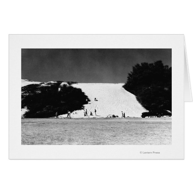 カウアイ、ハワイ – バーキングサンズの眺め (正面横)