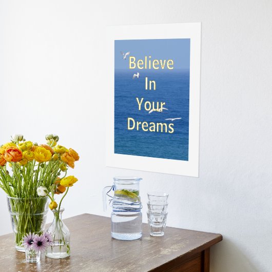 カウイ感動的ー飛んでいる鳥の海 箔ポスター (レイダウン (キッチン))