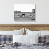 カウオンザロードモニュメントバレー11x14 キャンバスプリント (インサイチュ (寝室))