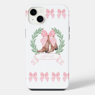 カウガールブーツとピンクのリボンのパーソナライズデザイン iPhone 14 PLUSケース