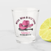 カウガール・バチェロレッテ・パーティー・ホイップス・ワイン＆ワイルド・タイムス ショットグラス (正面)