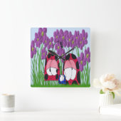 カウトラディブグファミリーイラストレーション スクエア壁時計 (ホーム)