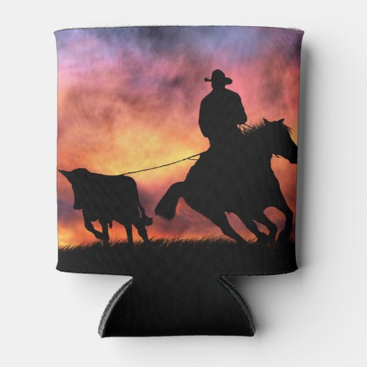 カウボーイが馬からロープを外す 缶クーラー (正面)