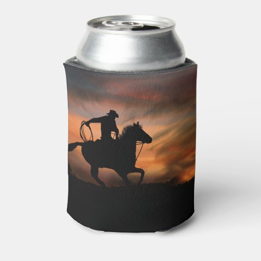 カウボーイと馬のロープと夕日 缶クーラー (缶裏面)