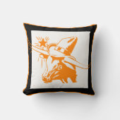 カウボーイハットでオレンジロングホーンのステア クッション (正面)