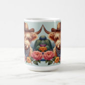 カウボーイハットをかぶったハイランド牛 コーヒーマグカップ (中央)