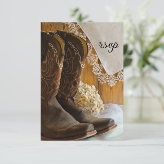 カウボーイブーツとレースウェスタン結婚式RSVPカード 出欠カード (スタンド正面)
