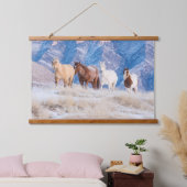 カウボーイホースドライブオンハイドアウトランチ 吊り下げ型タペストリー (寝室)