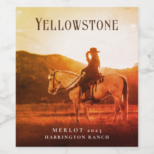 カウボーイホース、サンセットのワインラベカスタムルをモックアップ ワインラベル (シングルラベル)