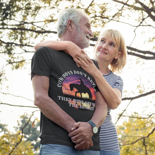 カウボーイホース&サンセットリタイア Tシャツ