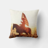 カウボーイポートレートアメリカ国旗のテーマ。 クッション (裏面)