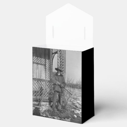 カウボーイランチャーまたは旧西のカナダの法律 フェイバーボックス