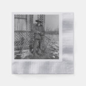 カウボーイランチャーまたは旧西のカナダの法律 縁ありカクテルナプキン (正面)