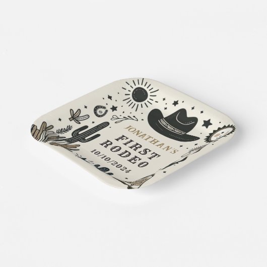 カウボーイワイルドウェスタンファースト誕生日ファースト ペーパープレート (傾斜あり)