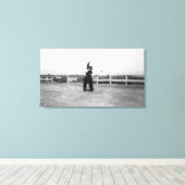 カウボーイ投げ縄の技術を練習 キャンバスプリント (インサイチュ (ウッドフロア))