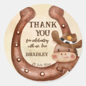 カウボーイ誕生日パーティーベビー馬の帽子の好意 ラウンドシール (正面)