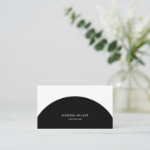 カウンセラーのミニマリスト白黒アーチQrコード 名刺 (スタンド正面)