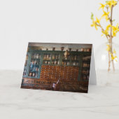 カウンターの後ろで右の薬学- カード (黄色い花)