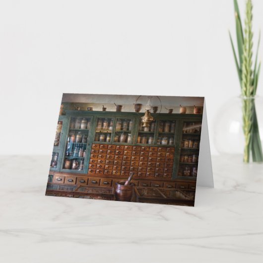 カウンターの後ろで右の薬学- カード (正面)