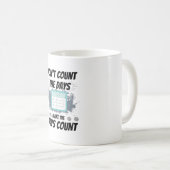 カウントしない日をカウントする日 コーヒーマグカップ (正面右)