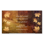 カエデの実を落とす葉秋の遊歩道結婚 マグネット名刺 (正面)