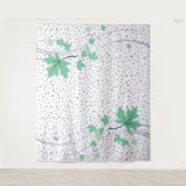 カエデ葉ルミントとラベンダーの水玉模様 タペストリー (正面)