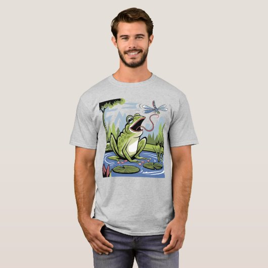 カエルおもしろいがトンボを捕まえる Tシャツ (正面フル)