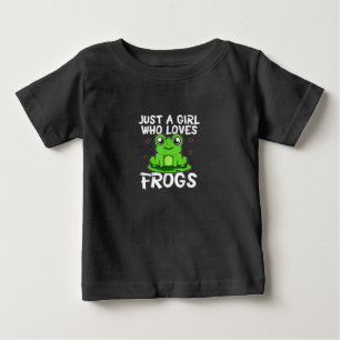 カエルが好きな女の子 かわいい緑のカエルの贈り物 ベビーTシャツ