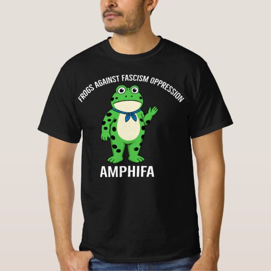 カエルたちの反ファシスト闘争 AMPHIFA 楽しいプロデザイン Tシャツ (正面)