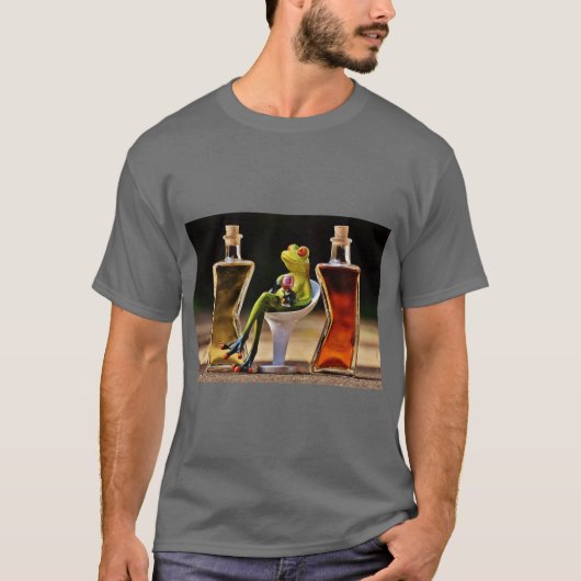 カエルとひよこが涼しげなドリンクを楽しむ Tシャツ (正面)