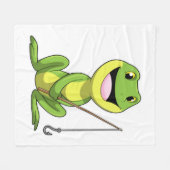 カエルと魚釣り魚釣り棒 フリースブランケット (正面(横))