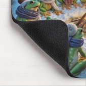 カエルのまわりにが焚き火を集める マウスパッド (コーナー)