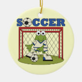 カエルのサッカーのゴールキーパーのTシャツおよびギフト セラミックオーナメント (正面)