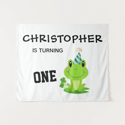 カエルのパーティー ファーストバースデー スワンプ グリーン カエルの日 タペストリー (正面(横))