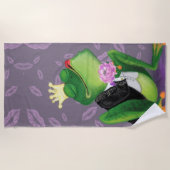 カエルのプリンスおもしろいビーチタオル ビーチタオル (正面)