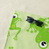 カエルの柄、グリーンカエル、カエルの王子、お名前 ビーチタオル (インサイチュ)