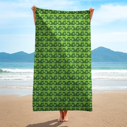 カエルの結束強い ポートランドのカエル抗議 ビーチタオル