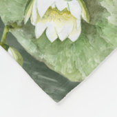 カエルの緑と白の睡蓮のパターン フリースブランケット (角)