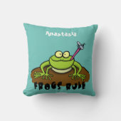 カエルは緑のおもしろいカエルの漫画を支配 クッション (正面)