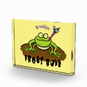 カエルは緑のおもしろいカエルの漫画を支配 フォトブロック (右)
