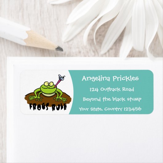 カエルは緑のおもしろいカエルの漫画を支配 ラベル (インサイチュ)