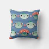 カエルよくはしゃぐとキノコのパターン クッション (裏面)